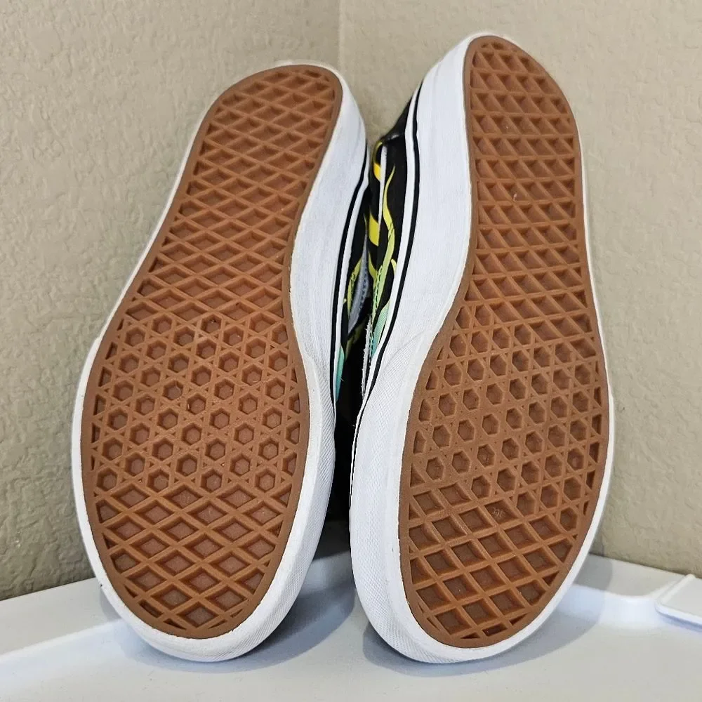 Vans Glow Flame Old Skool Shoes Juniors Size 5 - Picture 6 of 7